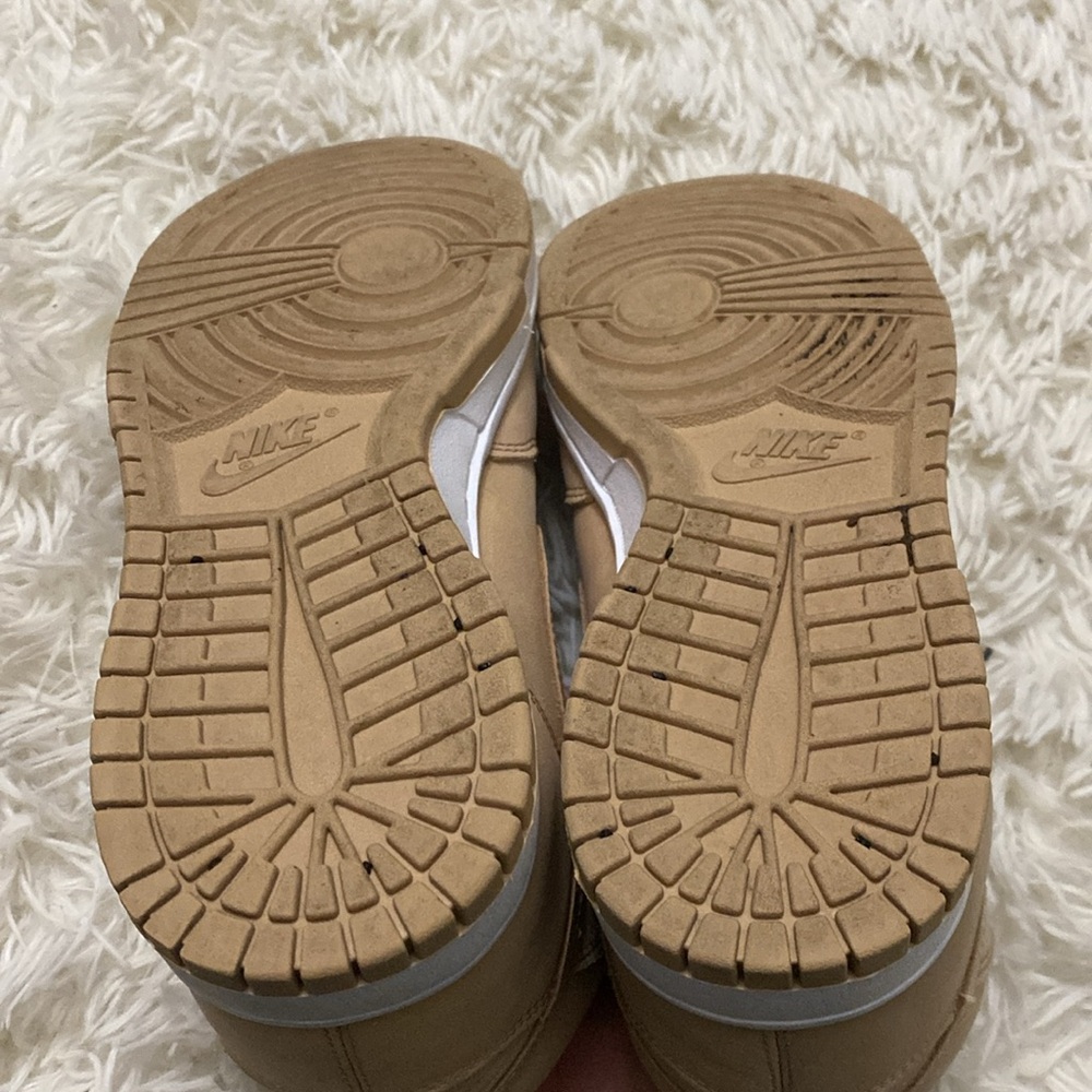 Nikes - Picture 3 of 3